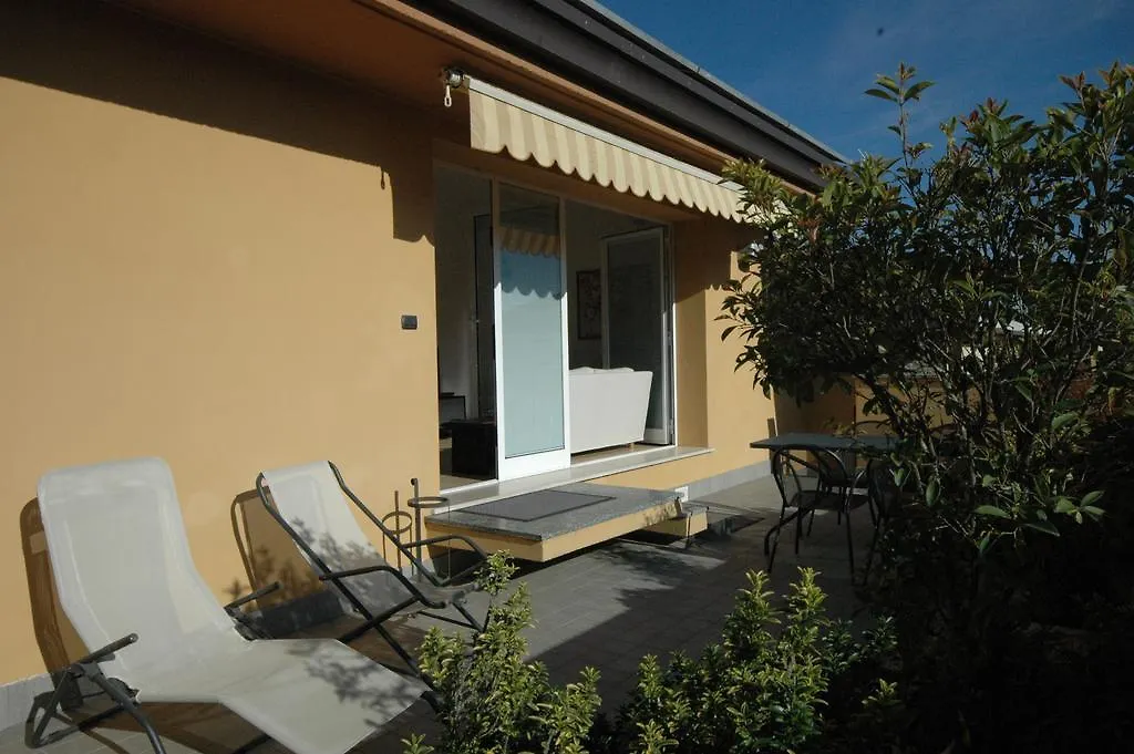 Il Terrazzo Apartment Casorate Sempione 0*,